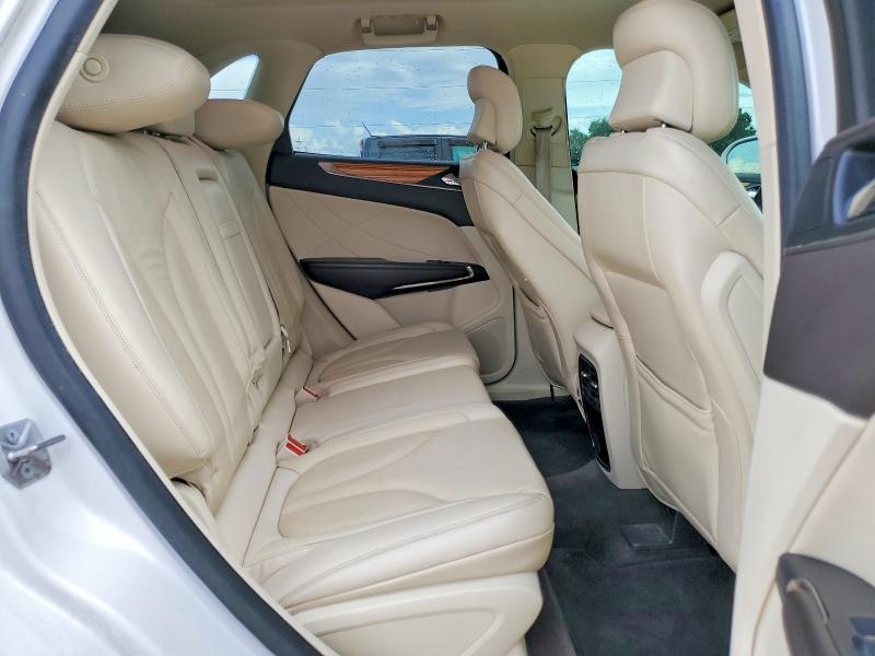 49406126 :رقم المزاد ، 5LMCJ1A95FUJ09299 vin ، 2015 Lincoln Mkc مزاد بيع
