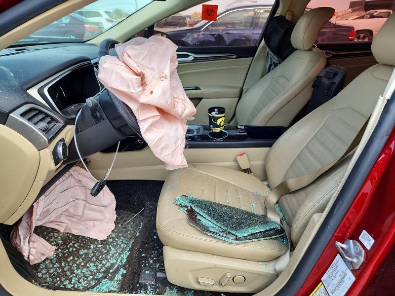 52031076 :رقم المزاد ، 3FA6P0LU1ER231393 vin ، 2014 Ford Fusion مزاد بيع