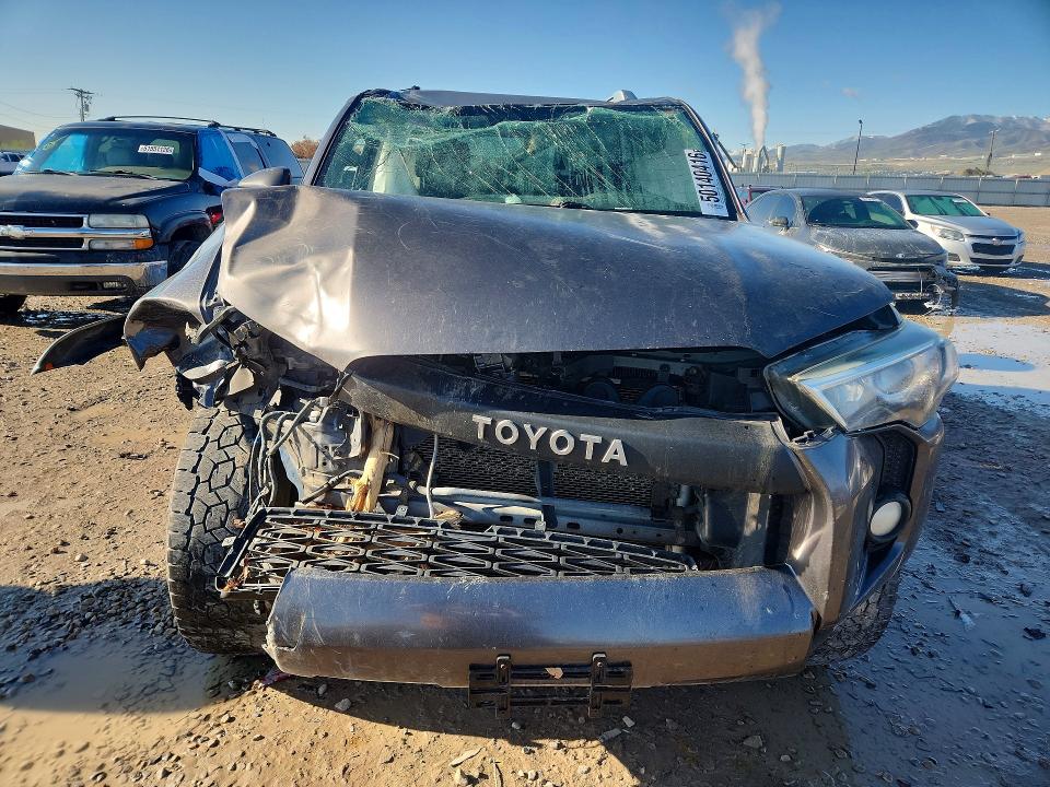 Aukcja sprzedaży 2015 Toyota 4runner, vin: JTEBU5JR8F5257356, numer aukcji: 50140416
