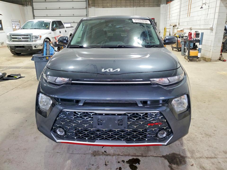 51333956 :رقم المزاد ، KNDJ63AU9N7818802 vin ، 2022 Kia Soul مزاد بيع