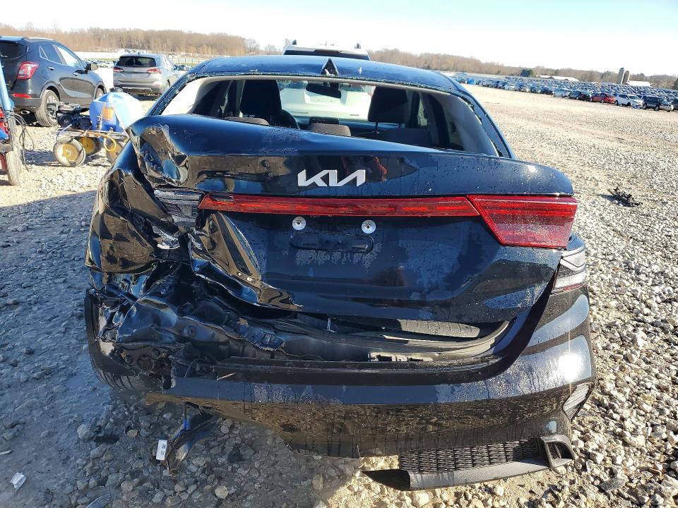 48922576 :رقم المزاد ، 3KPF24AD7PE622688 vin ، 2023 Kia Forte مزاد بيع