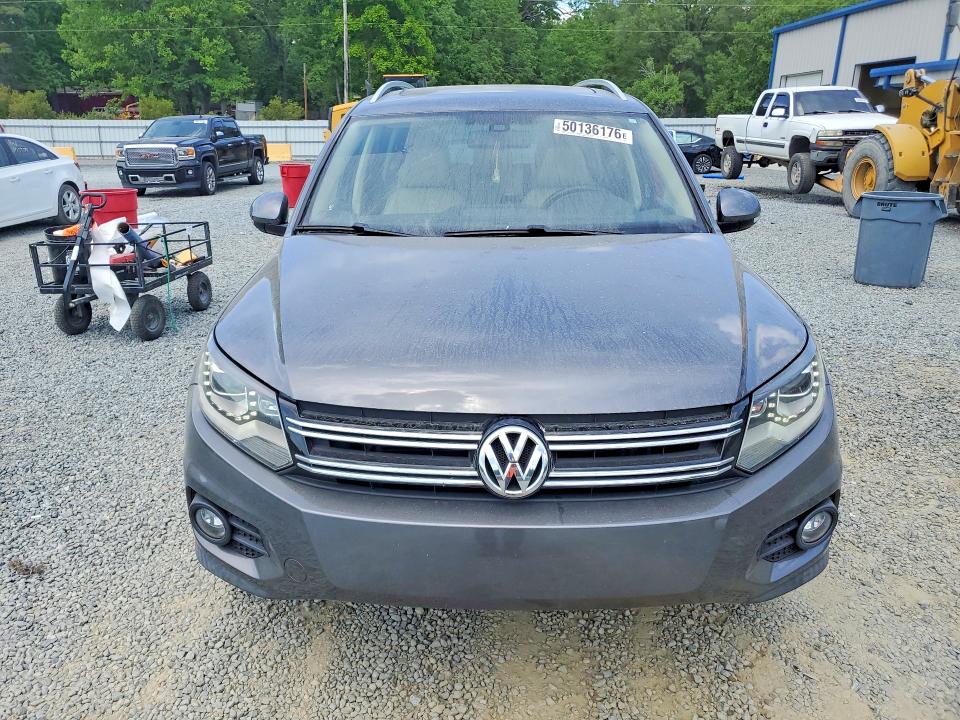 50136176 :رقم المزاد ، WVGAV3AX0DW573000 vin ، 2013 Volkswagen Tiguan مزاد بيع