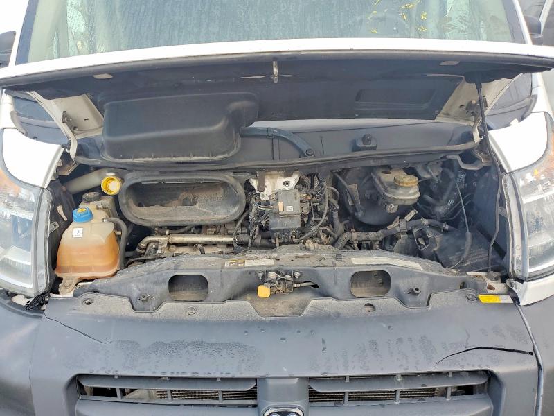 51160386 :رقم المزاد ، 3C6TRVDD2FE501637 vin ، 2015 Ram Promaster 2500 مزاد بيع