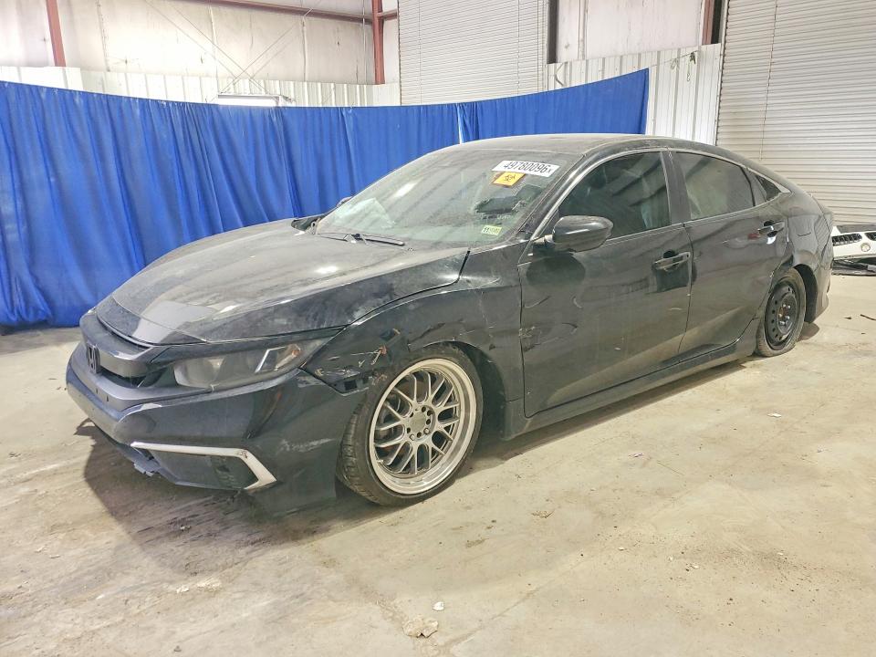 49780096 :رقم المزاد ، 2HGFC2F67KH581585 vin ، 2019 Honda Civic مزاد بيع