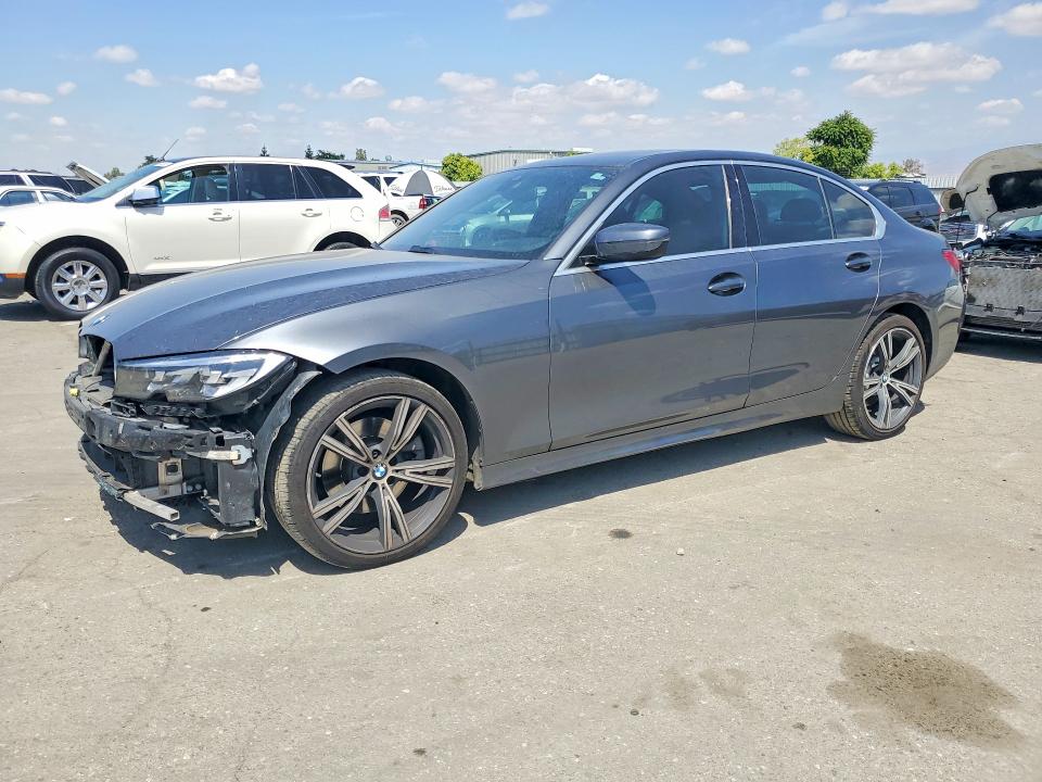49515916 :رقم المزاد ، 3MW5R1J01L8B06934 vin ، 2020 Bmw 330i مزاد بيع