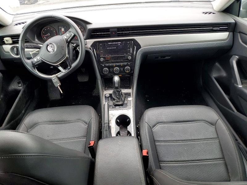 50664766 :رقم المزاد ، 1VWSA7A33MC015813 vin ، 2021 Volkswagen Passat مزاد بيع