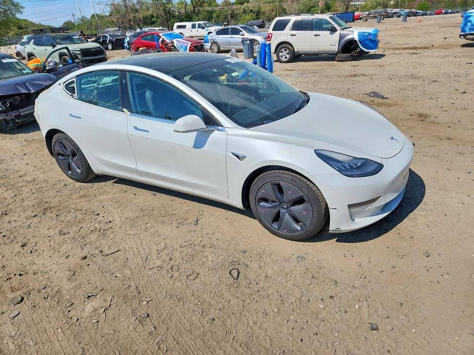 2019 Tesla Model 3 მანქანა იყიდება აუქციონზე, vin: 5YJ3E1EB9KF515730, აუქციონის ნომერი: 49652536