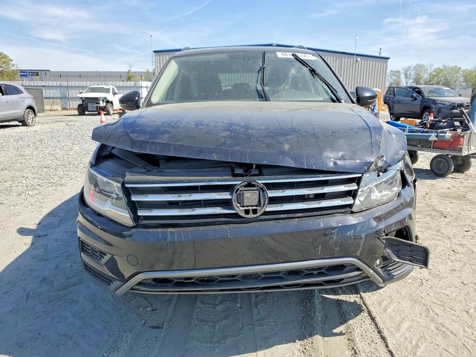 Продажа на аукционе авто 2020 Volkswagen Tiguan, vin: 3VV3B7AX9LM081224, номер лота: 48163556