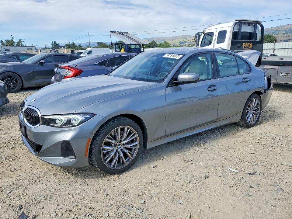 50134416 :رقم المزاد ، 3MW69FF05P8D18025 vin ، 2023 Bmw 330i مزاد بيع