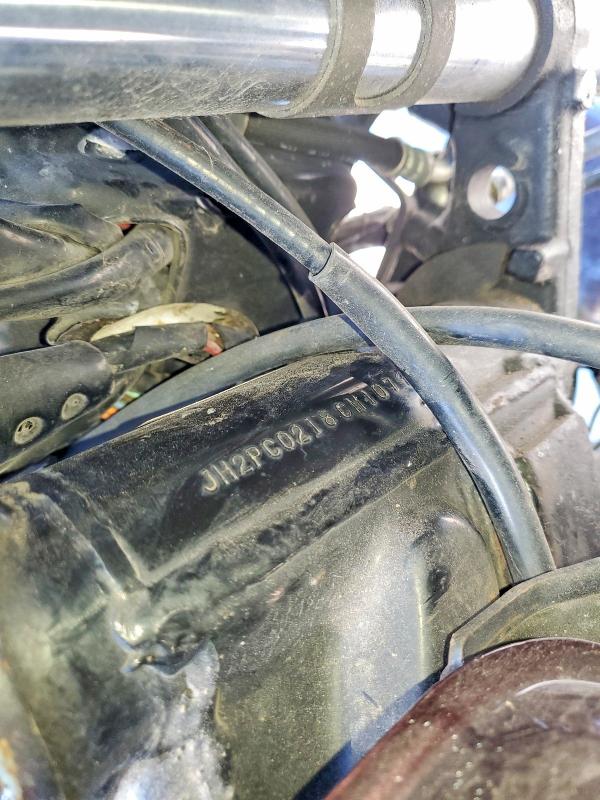 48859776 :رقم المزاد ، JH2PC0218CM107944 vin ، 1982 Honda Gl500 مزاد بيع