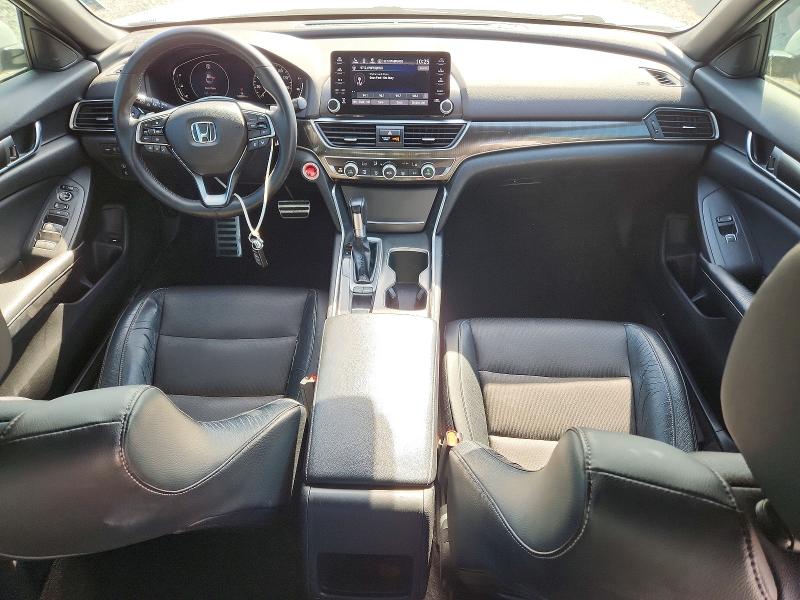 2018 Honda Accord მანქანა იყიდება აუქციონზე, vin: 1HGCV1F35JA027102, აუქციონის ნომერი: 49780226