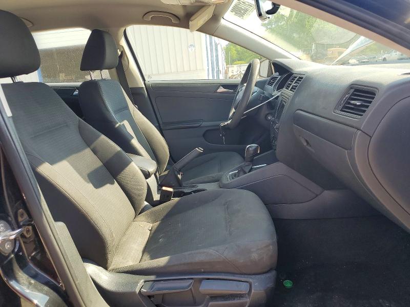51130906 :رقم المزاد ، 3VW267AJ1GM302859 vin ، 2016 Volkswagen Jetta مزاد بيع