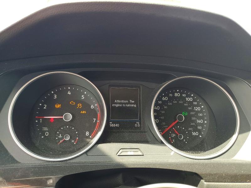 47701506 :رقم المزاد ، 3VV2B7AX4JM171180 vin ، 2018 Volkswagen Tiguan مزاد بيع