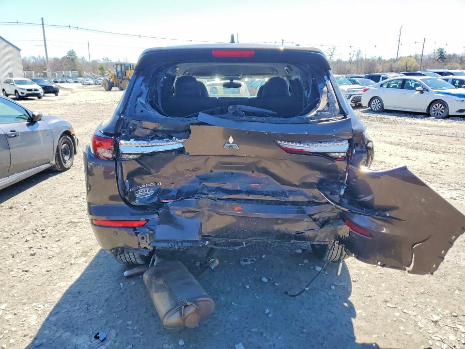 Продажа на аукционе авто 2022 Mitsubishi Outlander, vin: JA4J4VA87NZ024562, номер лота: 49045356