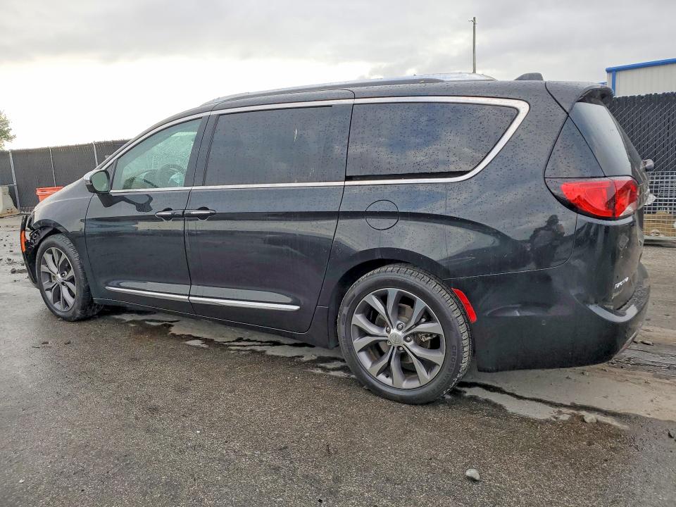 48476996 :رقم المزاد ، 2C4RC1GG6HR747904 vin ، 2017 Chrysler Pacifica مزاد بيع
