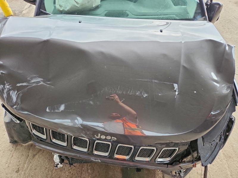 Продаж на аукціоні авто 2018 Jeep Compass 4d, vin: 3C4NJDBB0JT114710, номер лоту: 49758616