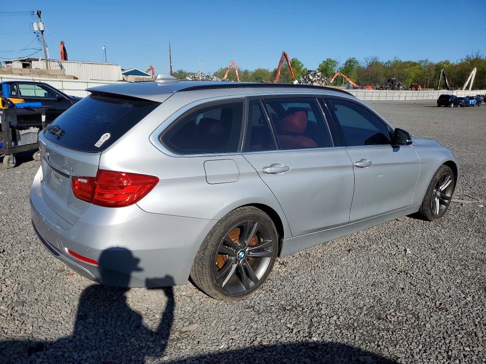51154256 :رقم المزاد ، WBA3G7C59FK297742 vin ، 2015 Bmw 328 مزاد بيع