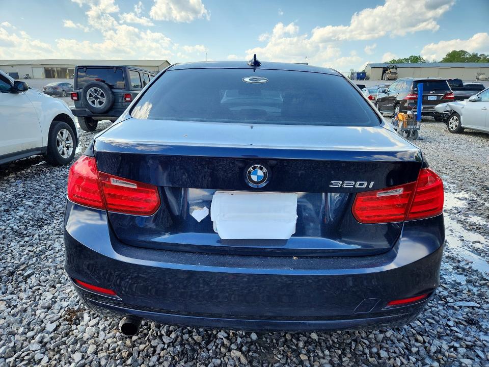 49881666 :رقم المزاد ، WBA3B1G52ENS78064 vin ، 2014 Bmw 320 مزاد بيع
