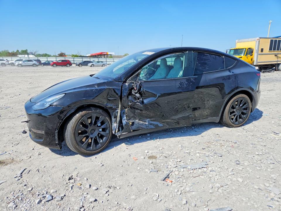 Auction sale of the 2021 Tesla Model Y, vin: 5YJYGAEE0MF202403, lot number: 51023476