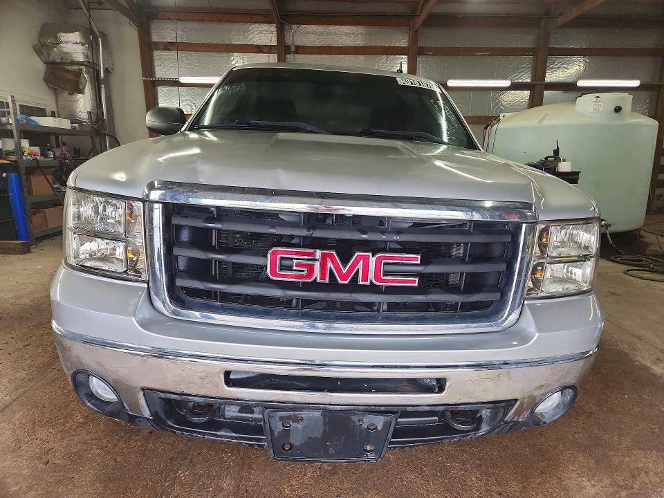 49161076 :رقم المزاد ، 3GTP2VE38BG116294 vin ، 2011 Gmc Sierra مزاد بيع