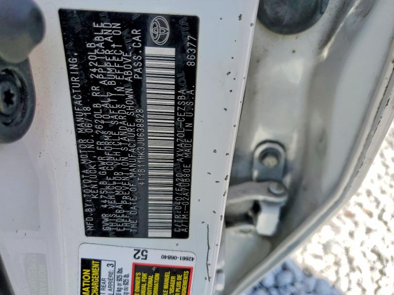 50614886 :رقم المزاد ، 4T1B11HK3JU638928 vin ، 2018 Toyota Camry مزاد بيع
