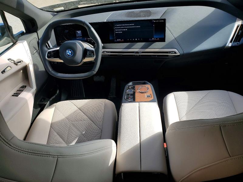 47950296 :رقم المزاد ، WB523CF0XRCR75945 vin ، 2024 Bmw Ix مزاد بيع