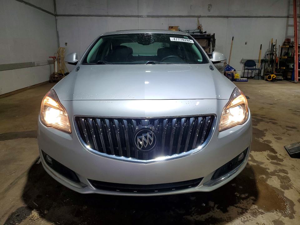 47778286 :رقم المزاد ، 2G4GM5EX3H9156861 vin ، 2017 Buick Regal مزاد بيع