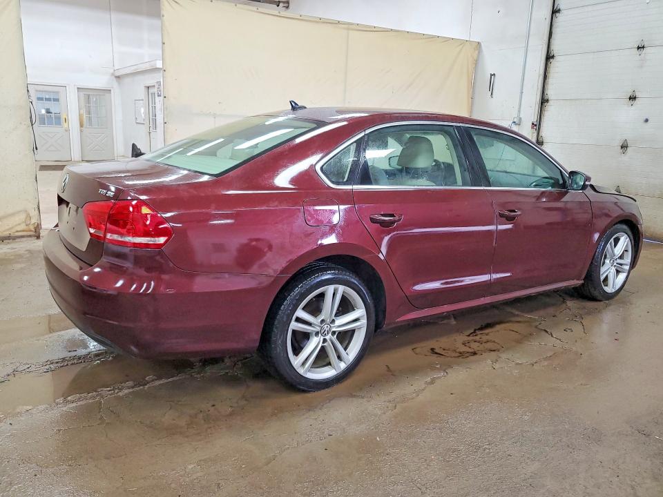2014 Volkswagen Passat მანქანა იყიდება აუქციონზე, vin: 1VWBN7A31EC048038, აუქციონის ნომერი: 50267156