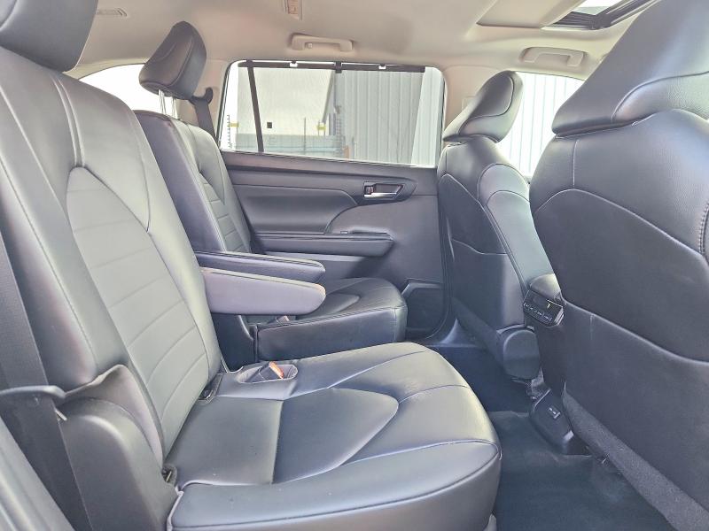 Aukcja sprzedaży 2023 Toyota Highlander, vin: 5TDKDRBHXPS501070, numer aukcji: 51350246