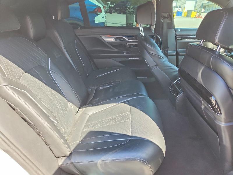 50825606 :رقم المزاد ، WBA7F2C50GG416256 vin ، 2016 Bmw 750 مزاد بيع