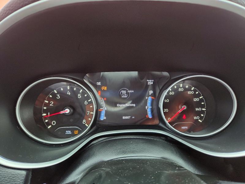 49955826 :رقم المزاد ، 3C4NJDAB4KT629356 vin ، 2019 Jeep Compass مزاد بيع