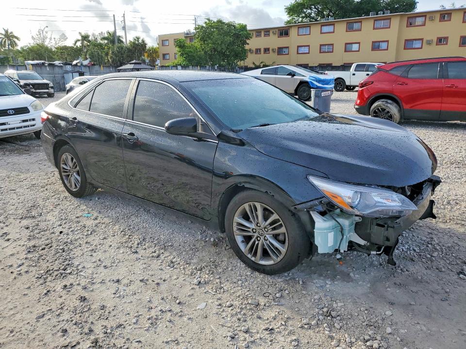 48528436 :رقم المزاد ، 4T1BF1FK3GU208538 vin ، 2016 Toyota Camry مزاد بيع