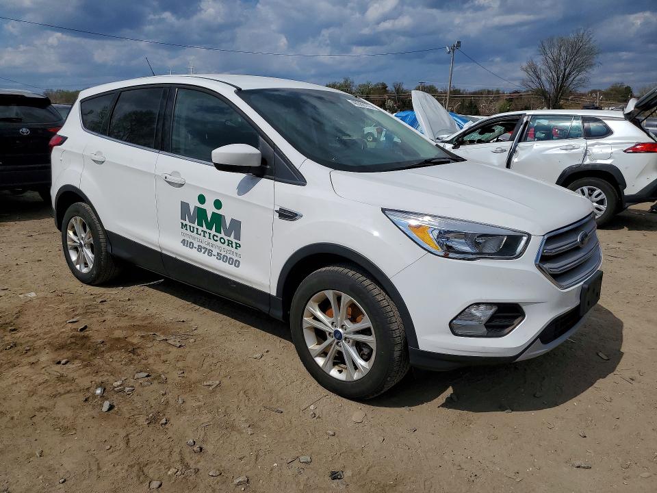 2019 Ford Escape მანქანა იყიდება აუქციონზე, vin: 1FMCU9GD8KUA91637, აუქციონის ნომერი: 48388776