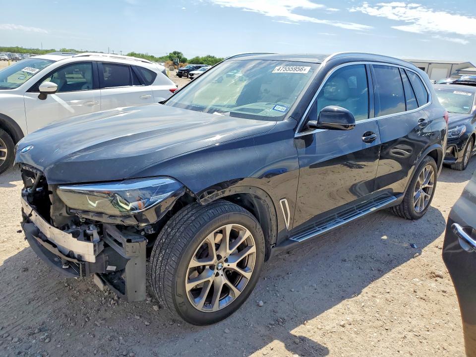 47555956 :رقم المزاد ، 5UXCR6C01N9M90662 vin ، 2022 Bmw X5 مزاد بيع