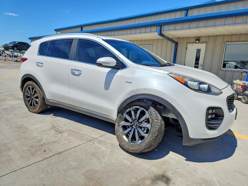 Продажа на аукционе авто 2018 Kia Sportage, vin: KNDPNCACXJ7409786, номер лота: 51842966