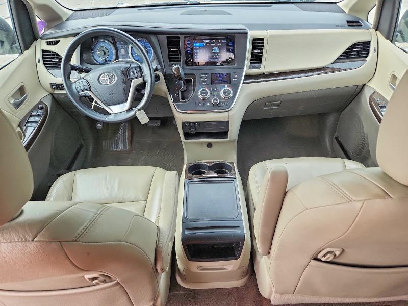 Продаж на аукціоні авто 2017 Toyota Sienna, vin: 5TDYZ3DC3HS821214, номер лоту: 51894356