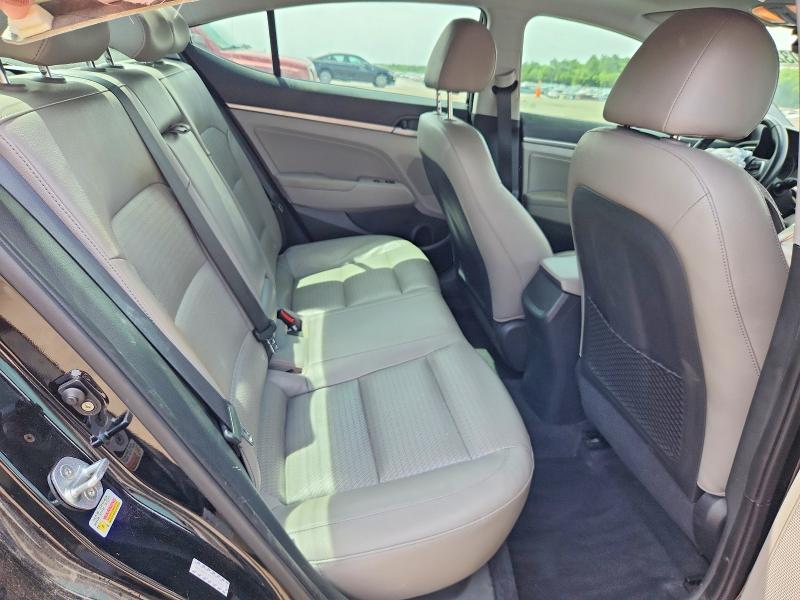 50324936 :رقم المزاد ، KMHD84LF1HU155982 vin ، 2017 Hyundai Elantra مزاد بيع