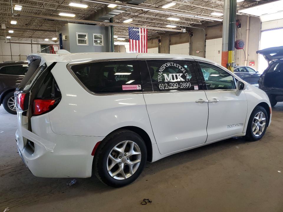 2018 Chrysler Pacifica მანქანა იყიდება აუქციონზე, vin: 2C4RC1FG8JR117356, აუქციონის ნომერი: 50996806
