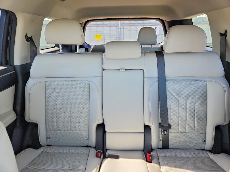 Продажа на аукционе авто 2024 Hyundai Santa Fe, vin: 5NMP2DGL4RH040630, номер лота: 50072386