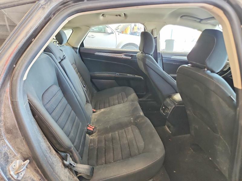 49379146 :رقم المزاد ، 3FA6P0HD5LR255167 vin ، 2020 Ford Fusion مزاد بيع