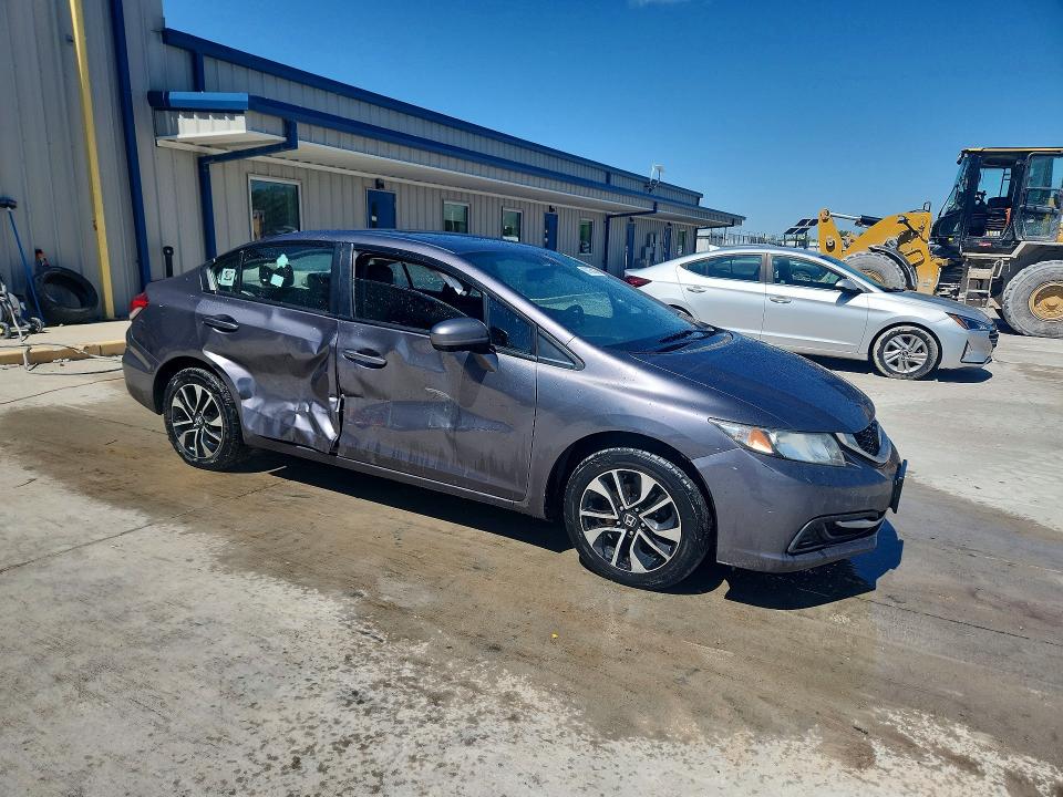 2015 Honda Civic მანქანა იყიდება აუქციონზე, vin: 19XFB2F85FE108806, აუქციონის ნომერი: 50162336