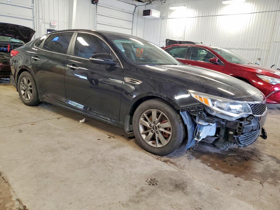 2017 Kia Optima მანქანა იყიდება აუქციონზე, vin: 5XXGT4L19HG129656, აუქციონის ნომერი: 51160226
