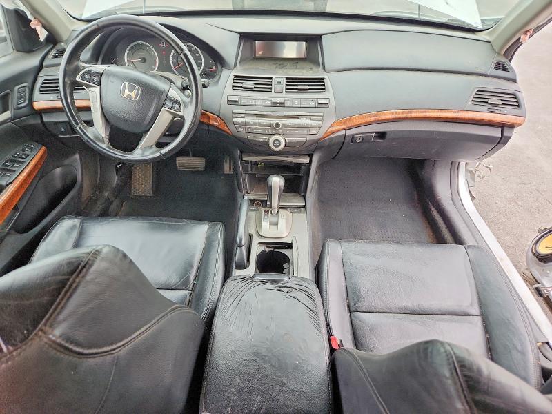 50826526 :رقم المزاد ، 1HGCP3F80CA006128 vin ، 2012 Honda Accord مزاد بيع