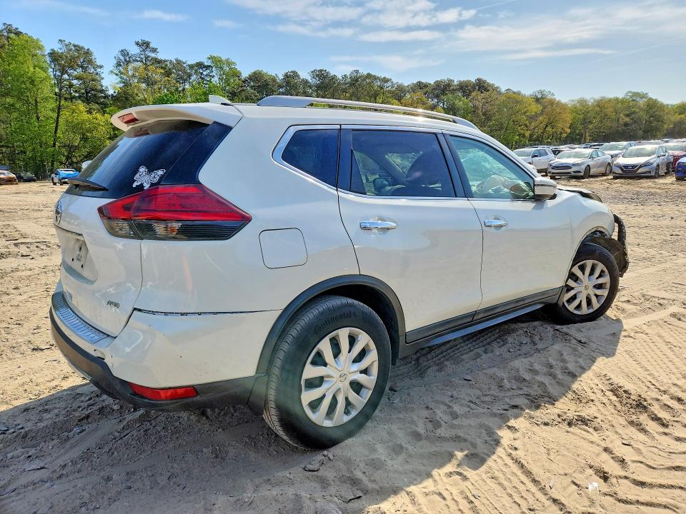 50743356 :رقم المزاد ، 5N1AT2MV9HC779000 vin ، 2017 Nissan Rogue مزاد بيع