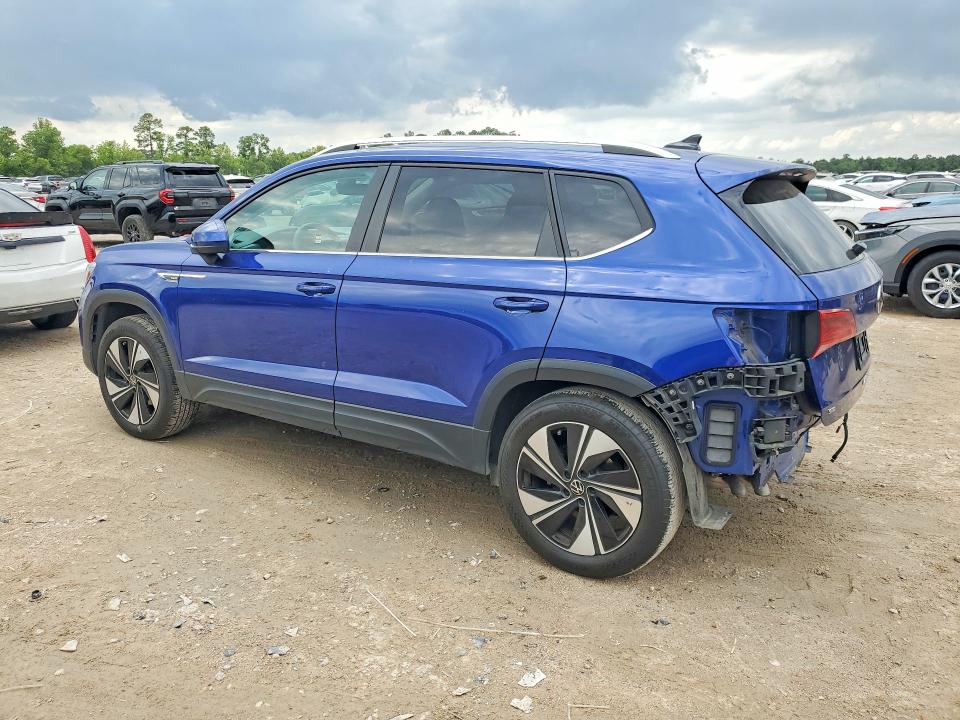 50404916 :رقم المزاد ، 3VVUX7B25RM040137 vin ، 2024 Volkswagen Taos مزاد بيع