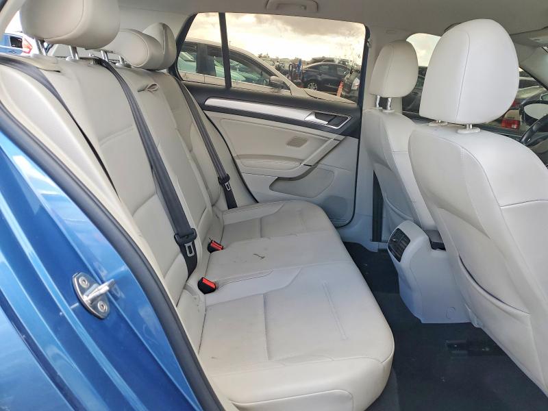 50001306 :رقم المزاد ، WVWPP7AUXFW911088 vin ، 2015 Volkswagen E-golf مزاد بيع