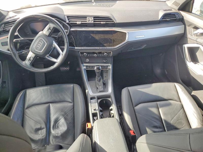 50260136 :رقم المزاد ، WA1DECF35L1102845 vin ، 2020 Audi Q3 مزاد بيع