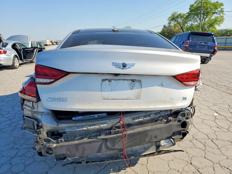 Продажа на аукционе авто 2015 Hyundai Genesis, vin: KMHGN4JE6FU083402, номер лота: 49055816