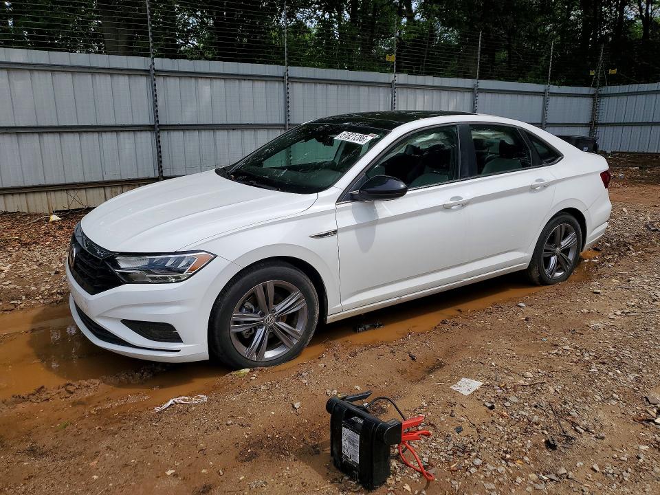 51821286 :رقم المزاد ، 3VWC57BUXMM097330 vin ، 2021 Volkswagen Jetta مزاد بيع