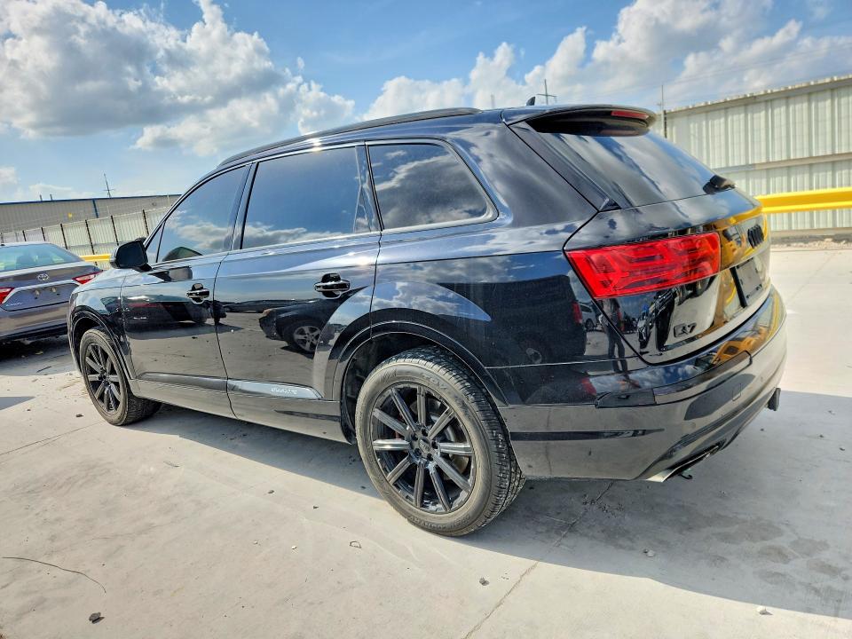 Продаж на аукціоні авто 2018 Audi Q7, vin: WA1VAAF7XJD021665, номер лоту: 48016726